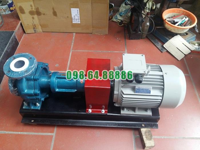 Máy bơm dầu tải nhiệt RY50-32-200 tốc độ 2900 vòng/phút, lưu lượng 18 m3/h, cột áp 50 m, công suất 5.5 kW